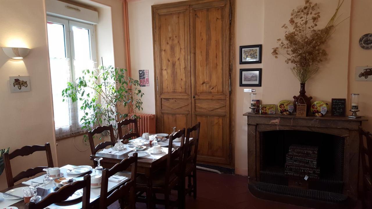 Hotel Ronsin Fresnay-sur-Sarthe Exterior foto